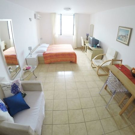 Tamarix Residence Vinjerac Kültér fotó